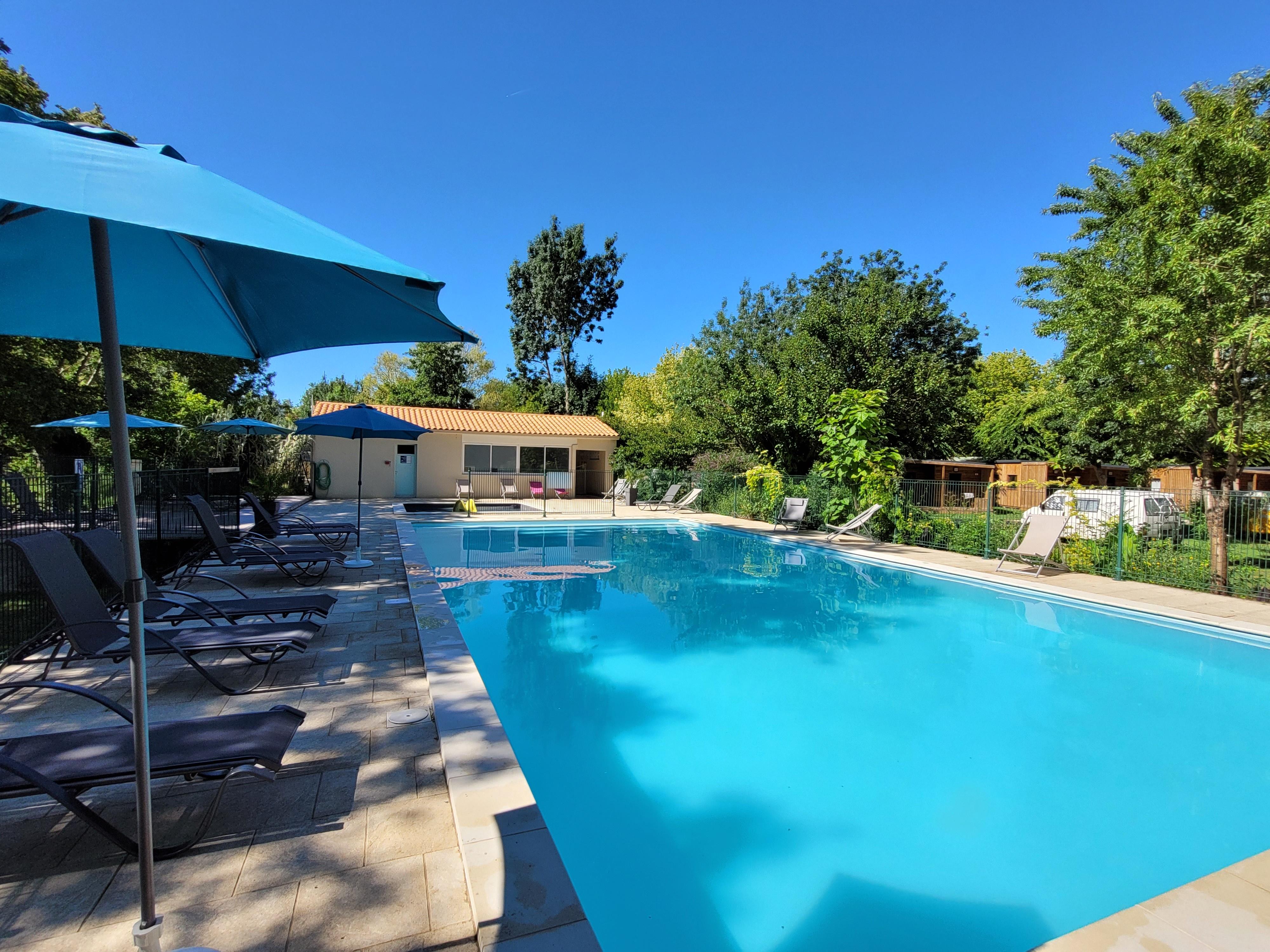Piscine ou plage à la Venise Verte de Coulon ? 